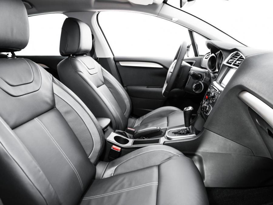  Citroen C4 Lounge 2013 года  (фото 6 из 26)